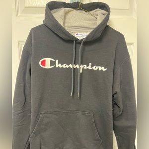 Champion. Hooded sweatshirt. Excellent condition.
